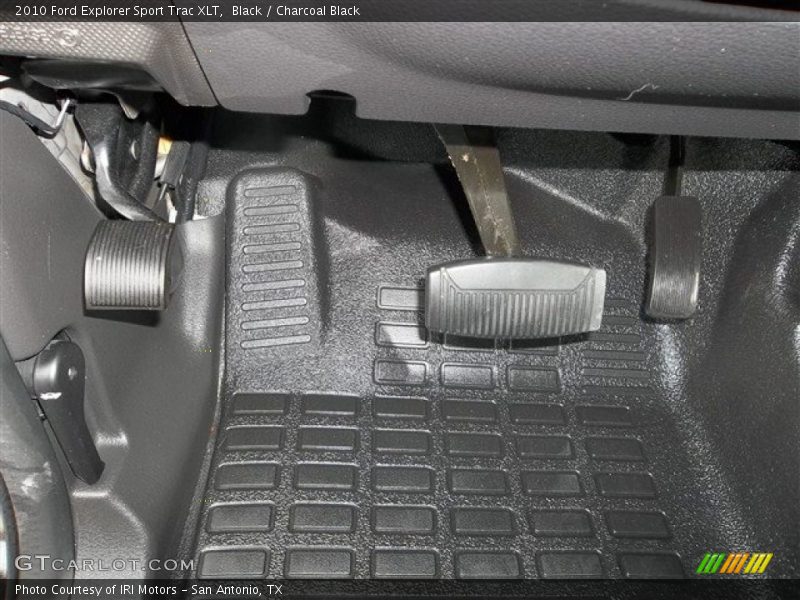 Black / Charcoal Black 2010 Ford Explorer Sport Trac XLT