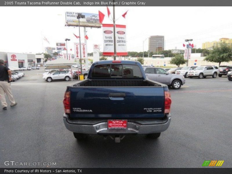 Indigo Ink Blue Pearl / Graphite Gray 2005 Toyota Tacoma PreRunner Double Cab