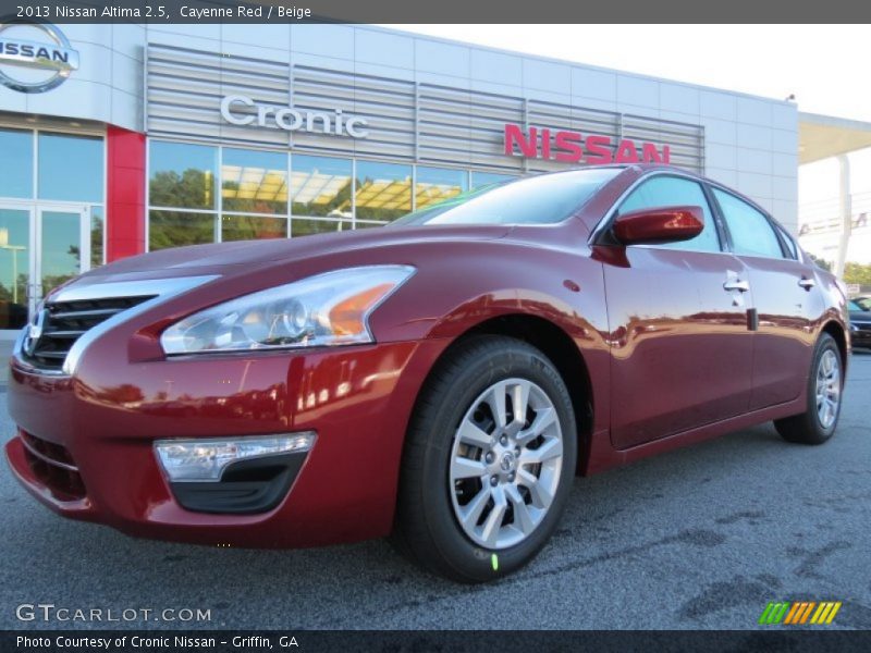 Cayenne Red / Beige 2013 Nissan Altima 2.5