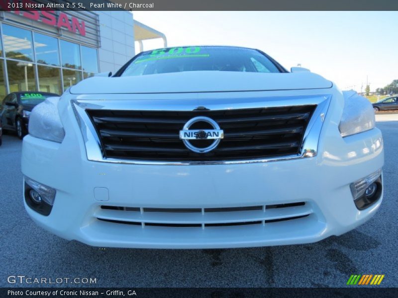 Pearl White / Charcoal 2013 Nissan Altima 2.5 SL