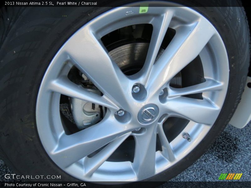 Pearl White / Charcoal 2013 Nissan Altima 2.5 SL