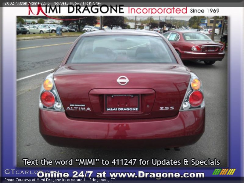 Nouveau Ruby / Frost Gray 2002 Nissan Altima 2.5 S