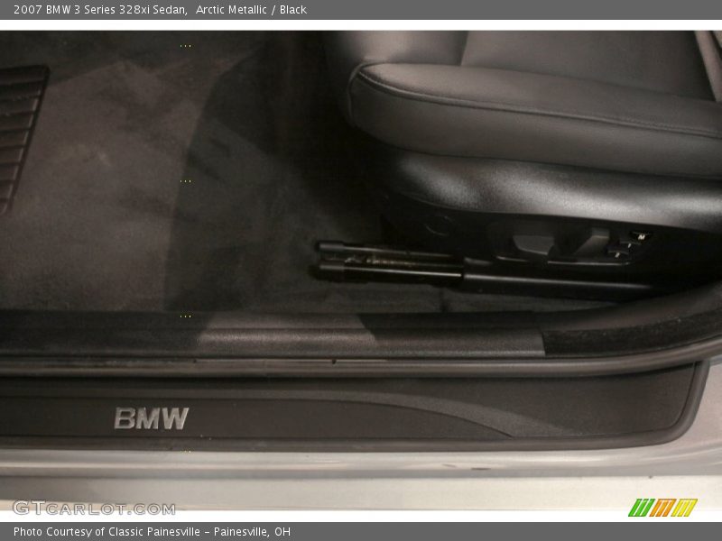 Arctic Metallic / Black 2007 BMW 3 Series 328xi Sedan