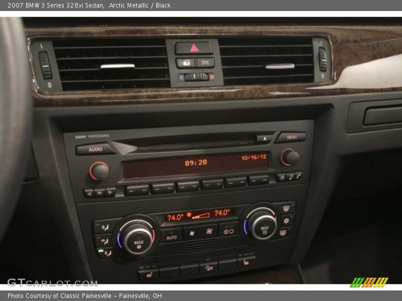Arctic Metallic / Black 2007 BMW 3 Series 328xi Sedan