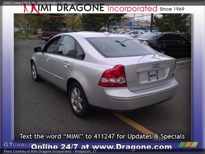 Silver Metallic / Off-Black 2007 Volvo S40 2.4i