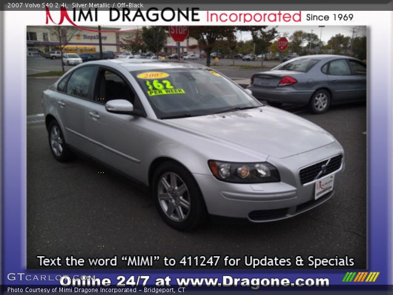 Silver Metallic / Off-Black 2007 Volvo S40 2.4i