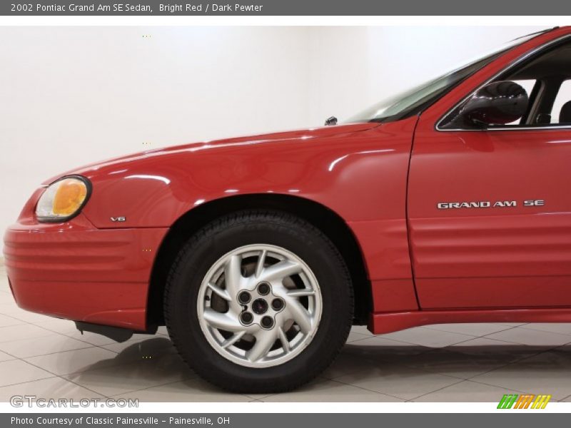 Bright Red / Dark Pewter 2002 Pontiac Grand Am SE Sedan