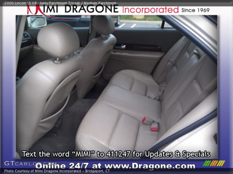 Ivory Parchment Tricoat / Medium Parchment 2000 Lincoln LS V8