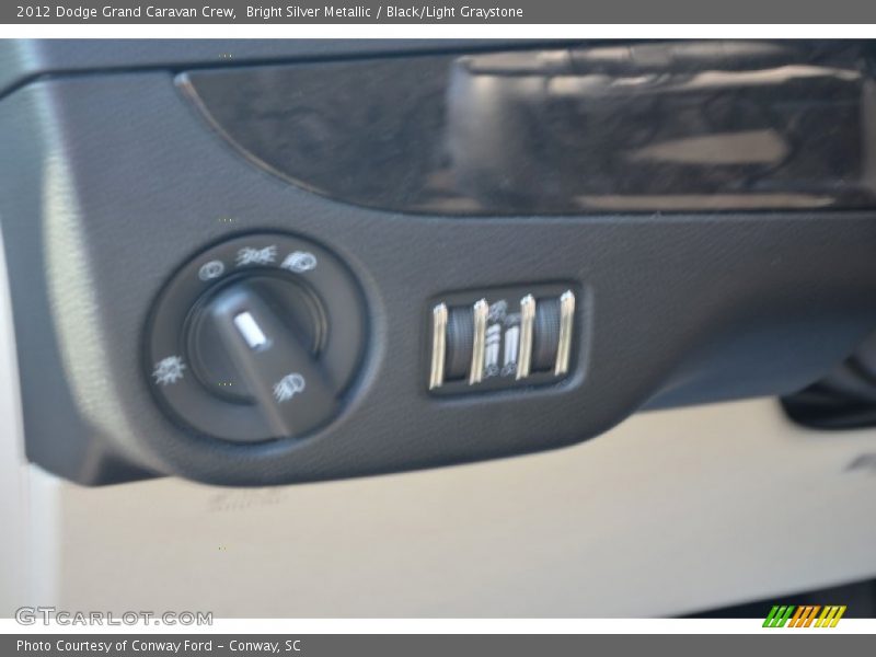 Bright Silver Metallic / Black/Light Graystone 2012 Dodge Grand Caravan Crew