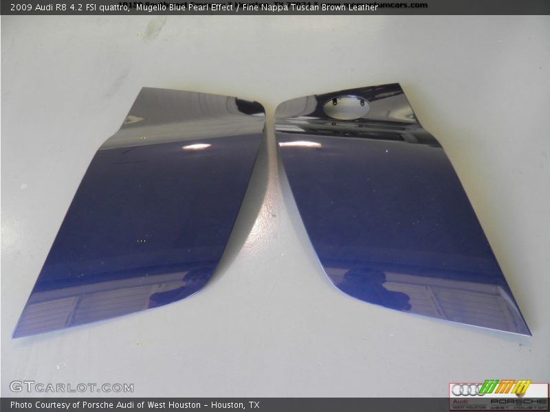 Mugello Blue Pearl Effect / Fine Nappa Tuscan Brown Leather 2009 Audi R8 4.2 FSI quattro
