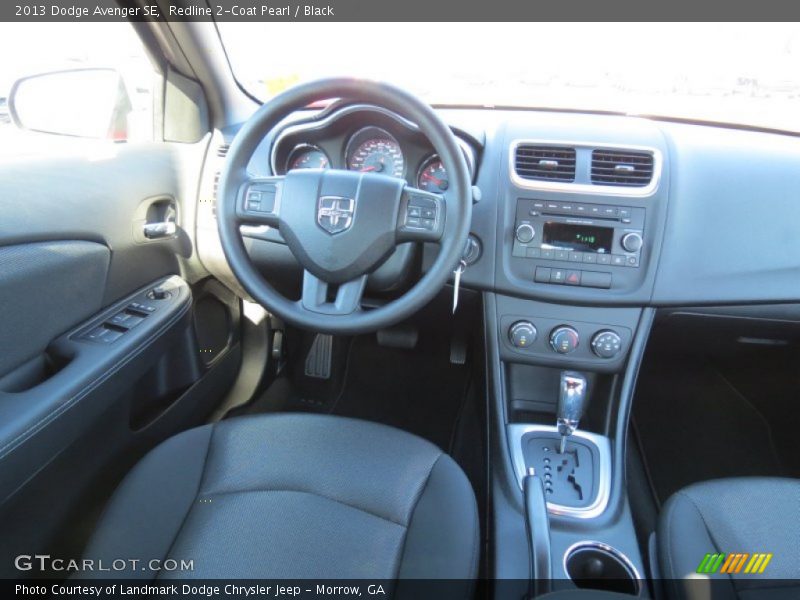 Redline 2-Coat Pearl / Black 2013 Dodge Avenger SE