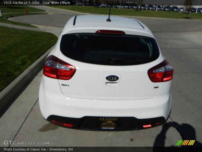 Clear White / Black 2013 Kia Rio LX 5-Door