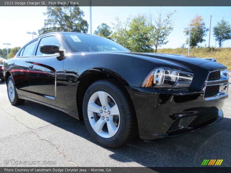 Pitch Black / Black 2013 Dodge Charger SE