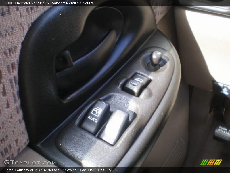 Sandrift Metallic / Neutral 2000 Chevrolet Venture LS