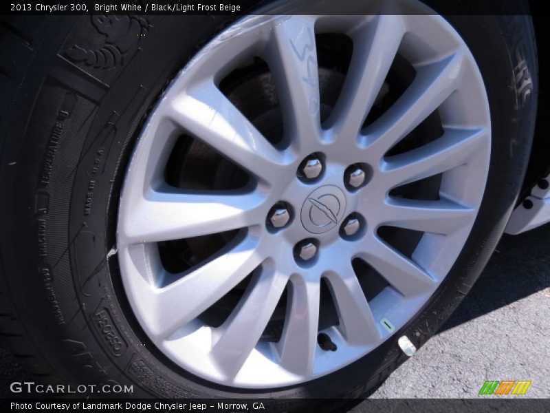 Bright White / Black/Light Frost Beige 2013 Chrysler 300