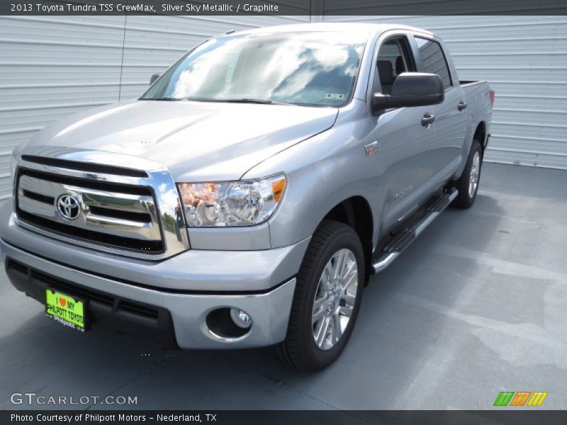 Silver Sky Metallic / Graphite 2013 Toyota Tundra TSS CrewMax