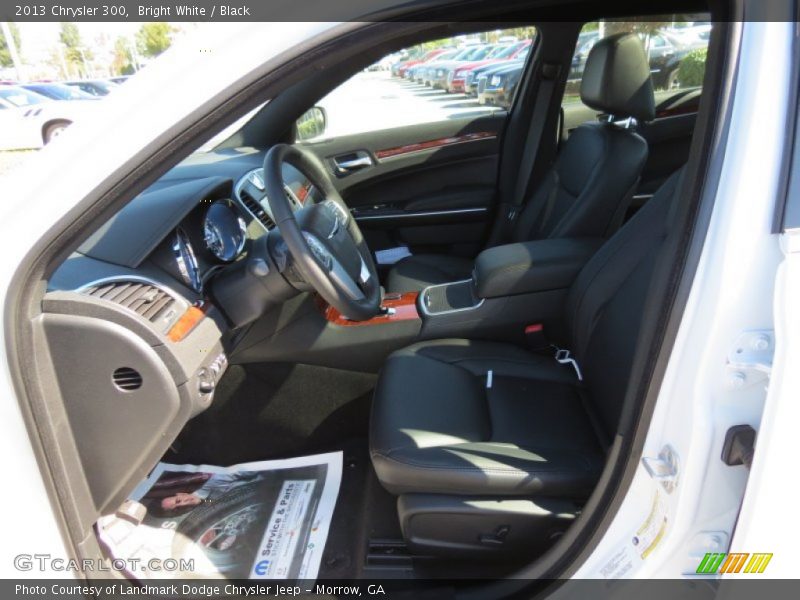 Bright White / Black 2013 Chrysler 300