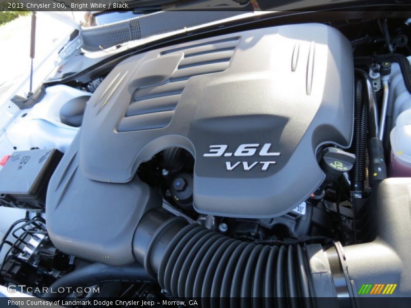 Bright White / Black 2013 Chrysler 300