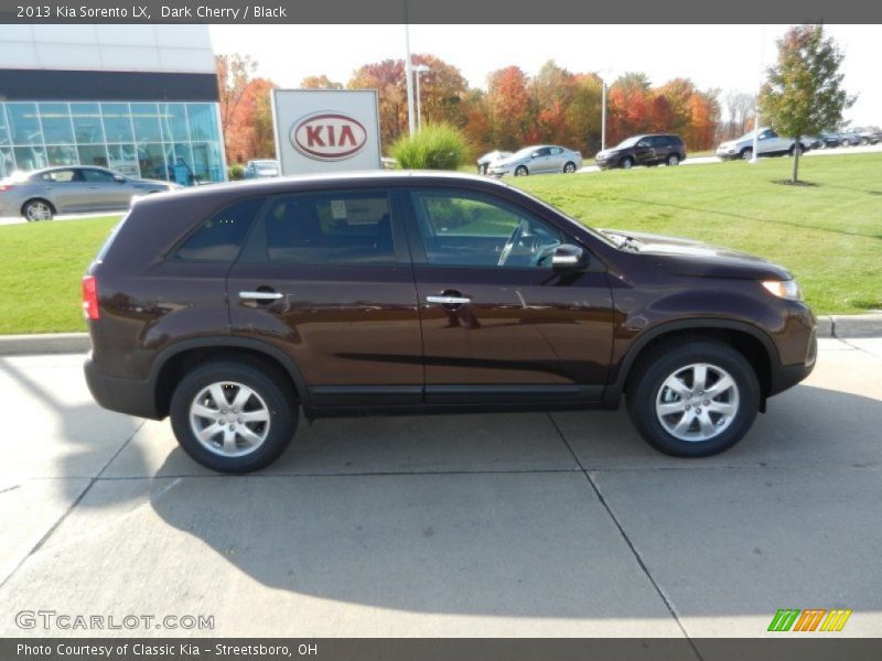 Dark Cherry / Black 2013 Kia Sorento LX