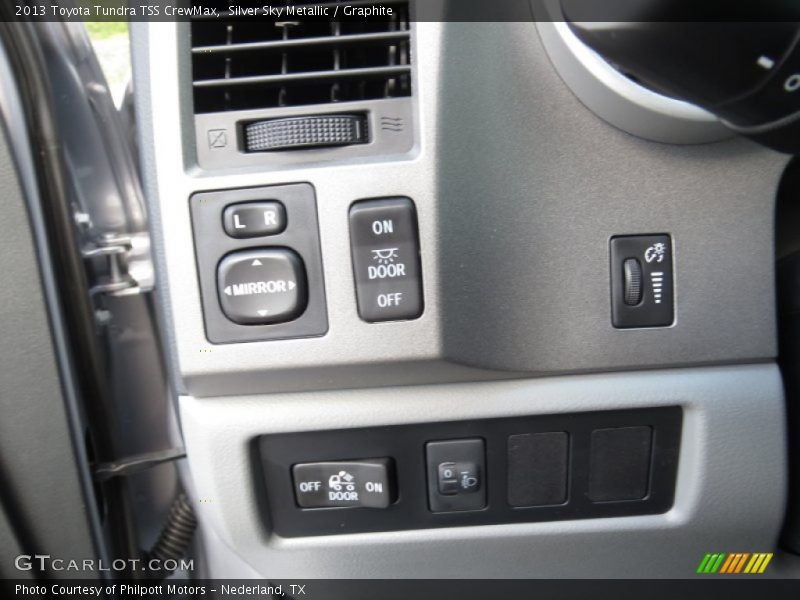 Silver Sky Metallic / Graphite 2013 Toyota Tundra TSS CrewMax