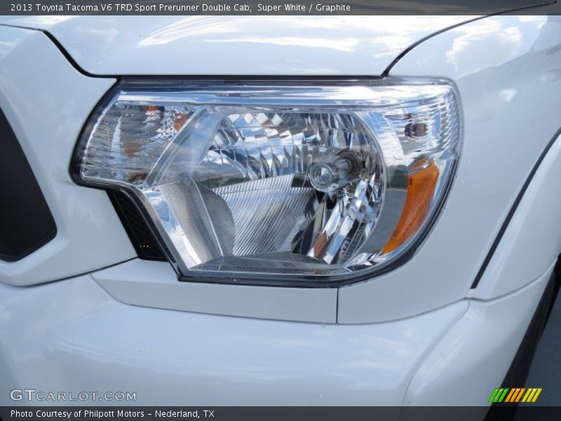 Super White / Graphite 2013 Toyota Tacoma V6 TRD Sport Prerunner Double Cab