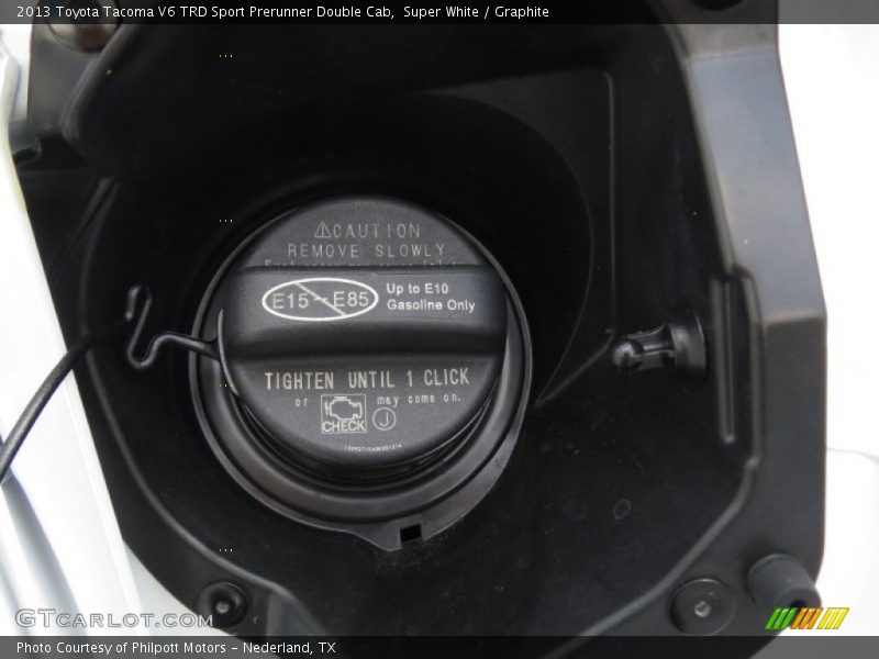 Super White / Graphite 2013 Toyota Tacoma V6 TRD Sport Prerunner Double Cab
