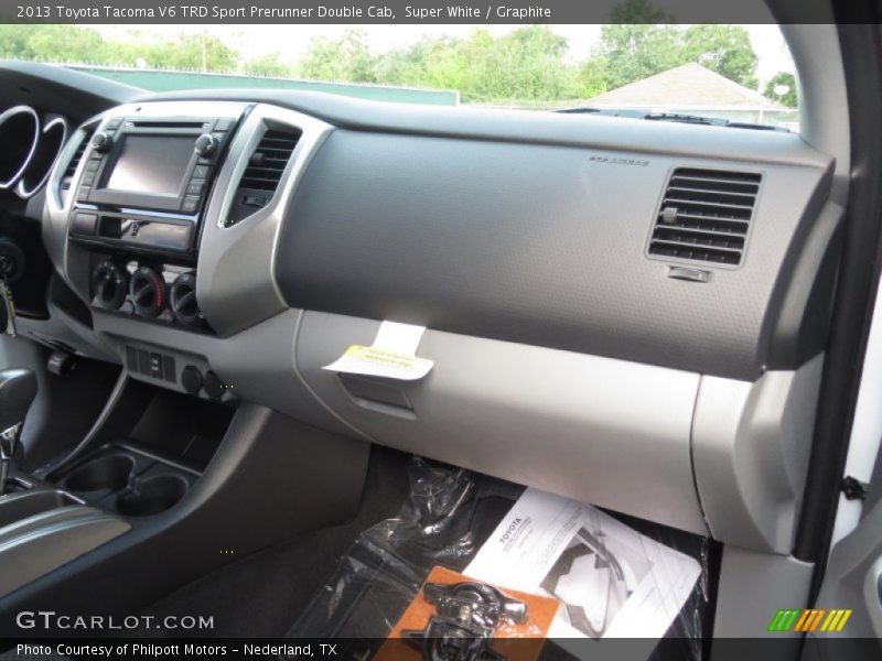 Super White / Graphite 2013 Toyota Tacoma V6 TRD Sport Prerunner Double Cab