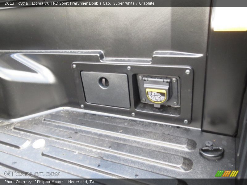 Super White / Graphite 2013 Toyota Tacoma V6 TRD Sport Prerunner Double Cab
