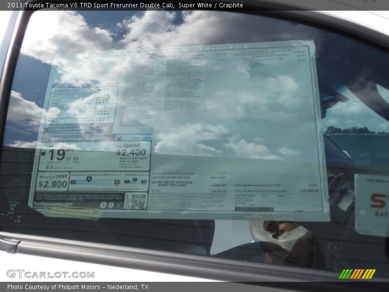 Super White / Graphite 2013 Toyota Tacoma V6 TRD Sport Prerunner Double Cab
