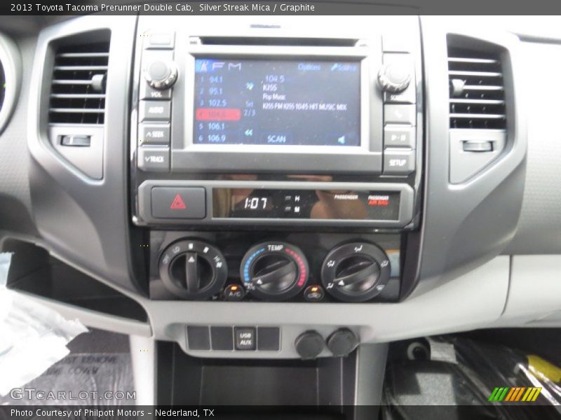 Silver Streak Mica / Graphite 2013 Toyota Tacoma Prerunner Double Cab