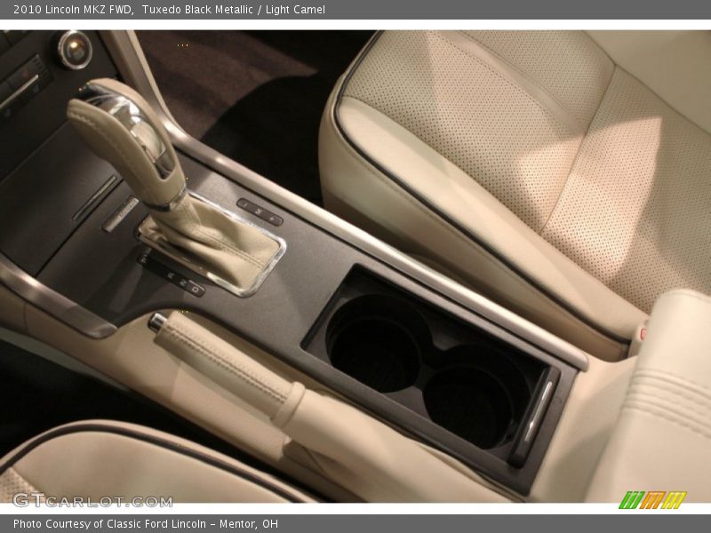 Tuxedo Black Metallic / Light Camel 2010 Lincoln MKZ FWD