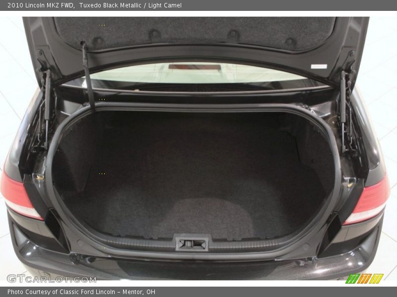 Tuxedo Black Metallic / Light Camel 2010 Lincoln MKZ FWD