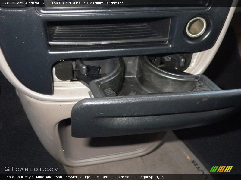 Harvest Gold Metallic / Medium Parchment 2000 Ford Windstar LX