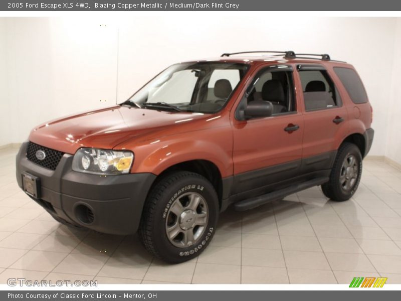 Blazing Copper Metallic / Medium/Dark Flint Grey 2005 Ford Escape XLS 4WD