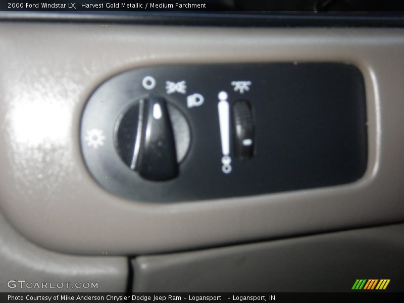 Harvest Gold Metallic / Medium Parchment 2000 Ford Windstar LX