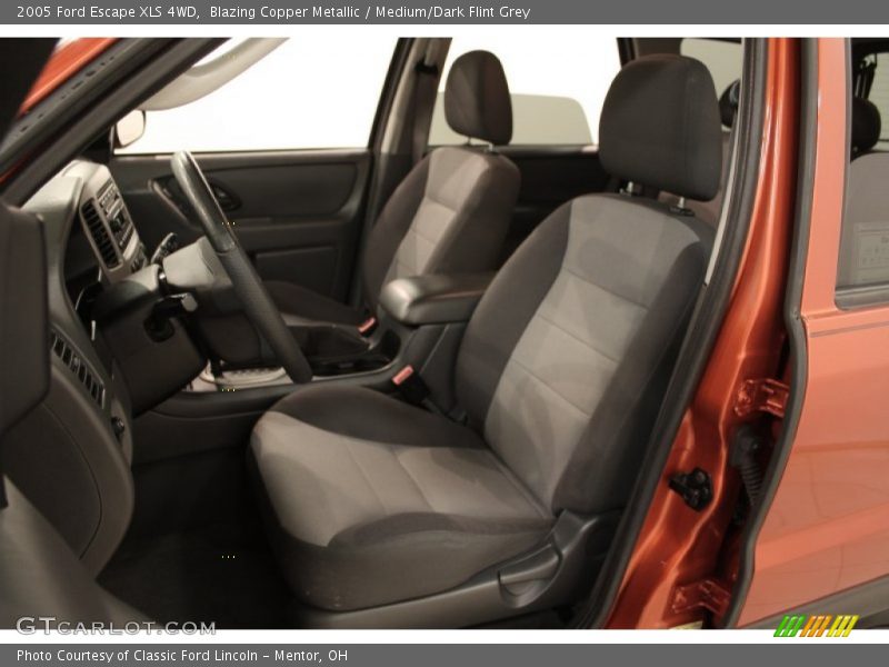 Blazing Copper Metallic / Medium/Dark Flint Grey 2005 Ford Escape XLS 4WD