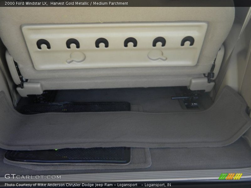 Harvest Gold Metallic / Medium Parchment 2000 Ford Windstar LX