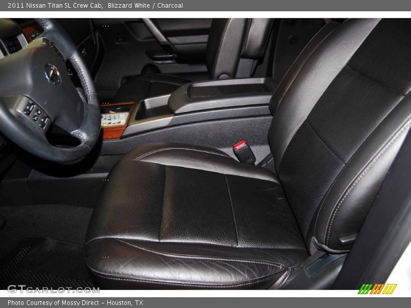 Blizzard White / Charcoal 2011 Nissan Titan SL Crew Cab