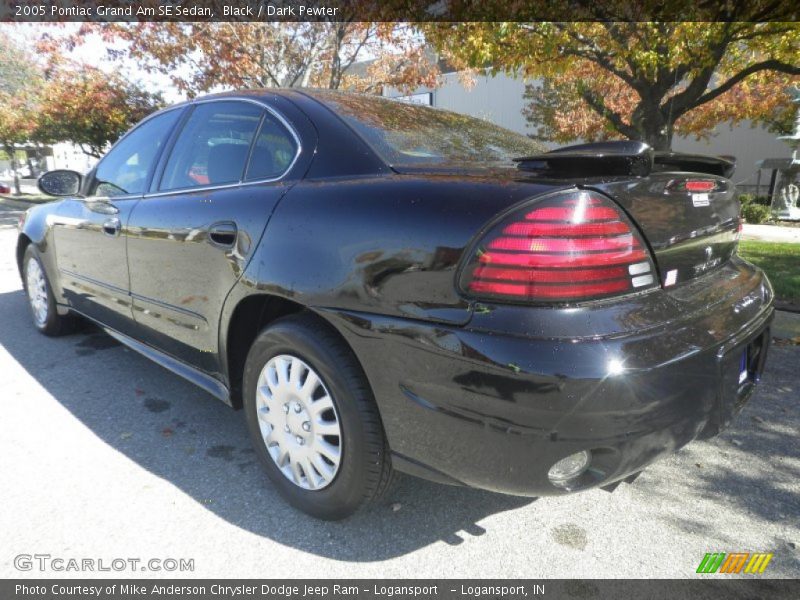 Black / Dark Pewter 2005 Pontiac Grand Am SE Sedan