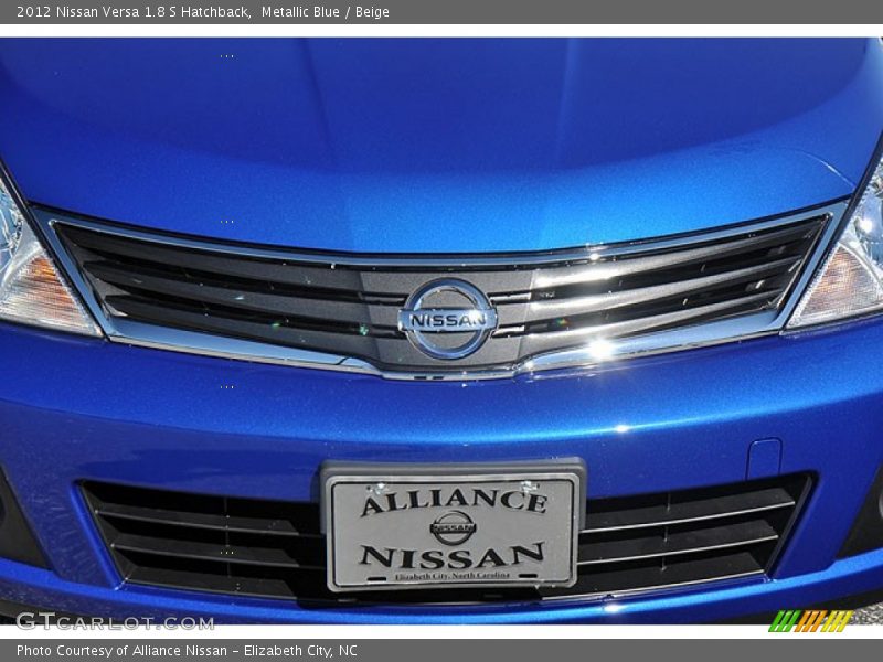 Metallic Blue / Beige 2012 Nissan Versa 1.8 S Hatchback