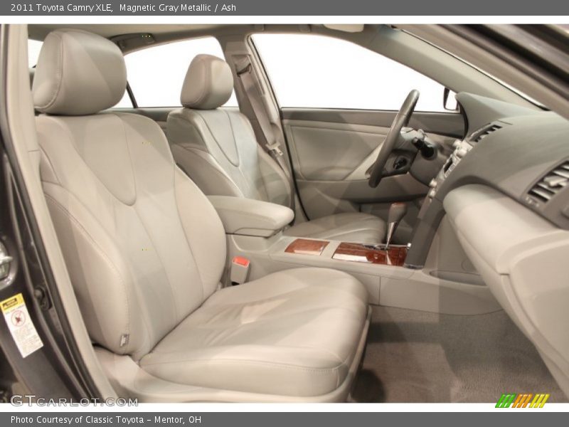 Magnetic Gray Metallic / Ash 2011 Toyota Camry XLE