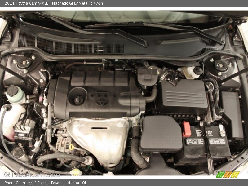 Magnetic Gray Metallic / Ash 2011 Toyota Camry XLE