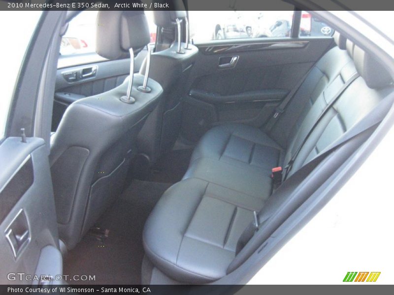 Arctic White / Black 2010 Mercedes-Benz E 350 Sedan