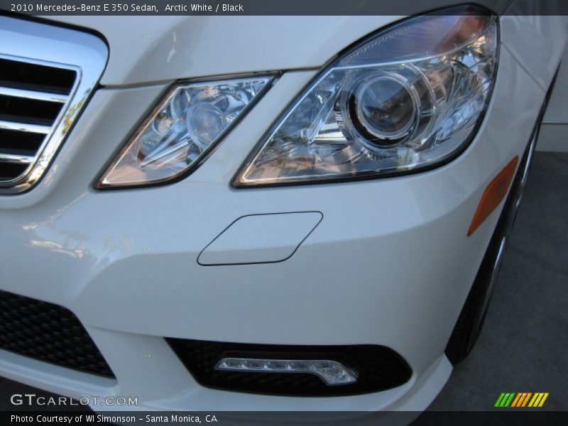 Arctic White / Black 2010 Mercedes-Benz E 350 Sedan
