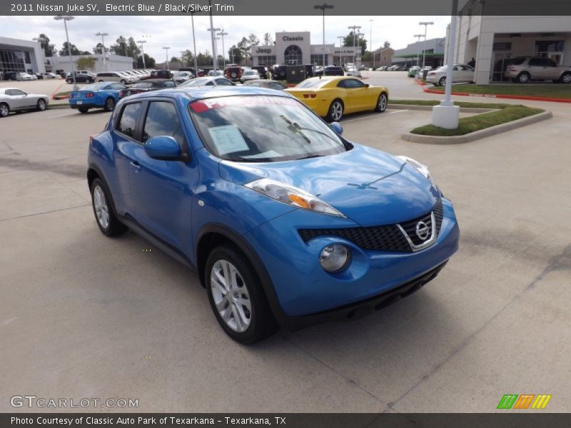 Electric Blue / Black/Silver Trim 2011 Nissan Juke SV