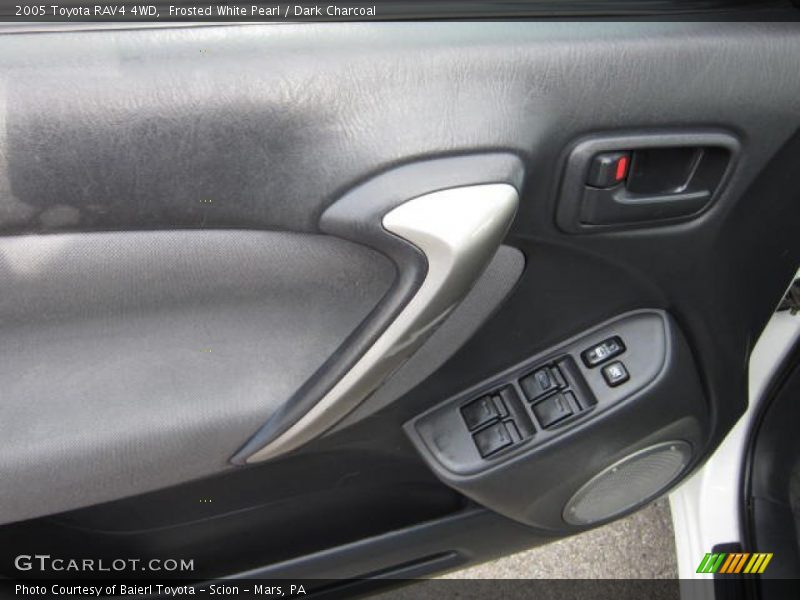 Frosted White Pearl / Dark Charcoal 2005 Toyota RAV4 4WD