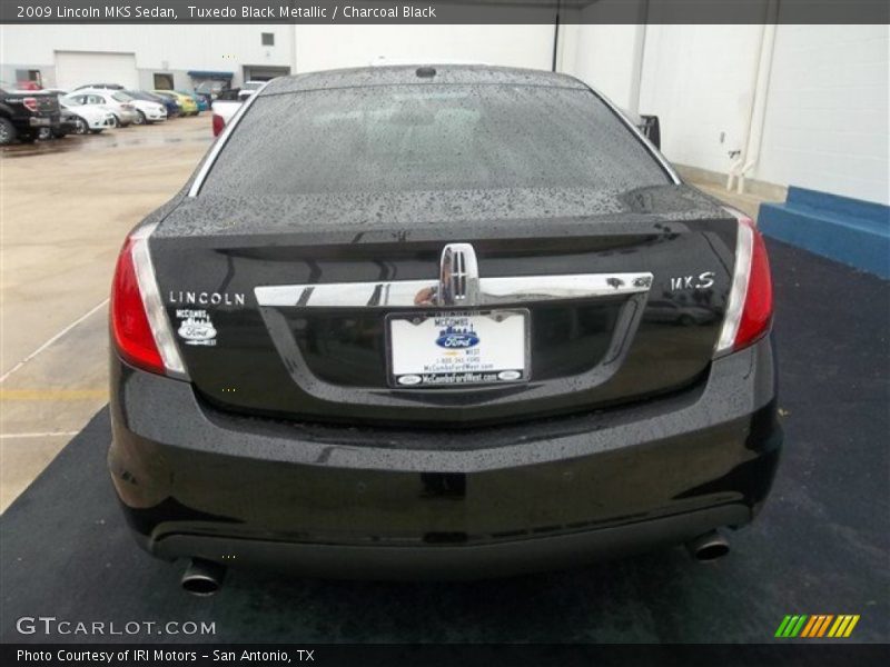 Tuxedo Black Metallic / Charcoal Black 2009 Lincoln MKS Sedan