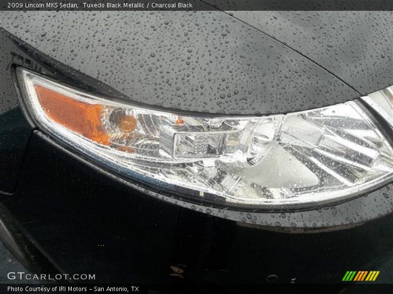 Tuxedo Black Metallic / Charcoal Black 2009 Lincoln MKS Sedan