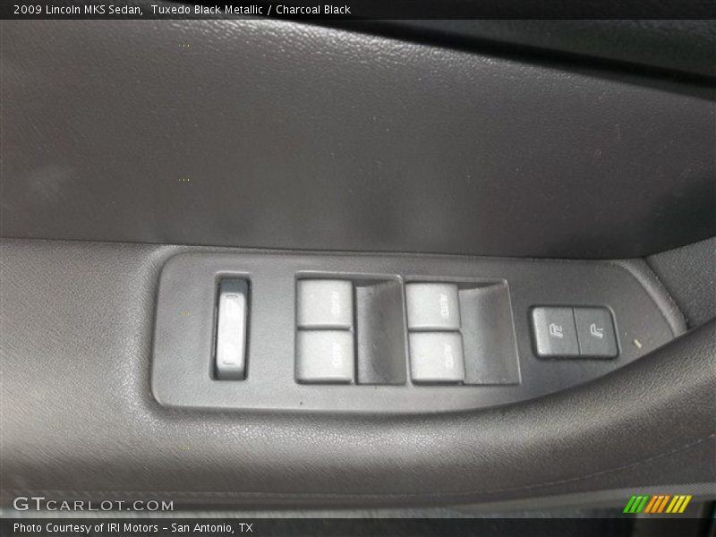 Tuxedo Black Metallic / Charcoal Black 2009 Lincoln MKS Sedan