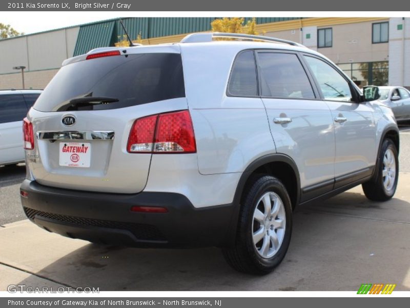 Bright Silver / Gray 2011 Kia Sorento LX